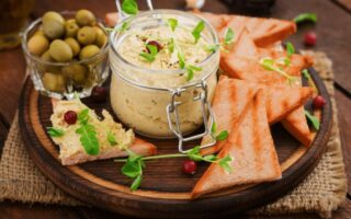 Toast houmous