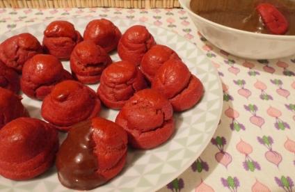 minis choux et sauce chocolat (2) minis choux et sauce chocolat (2)